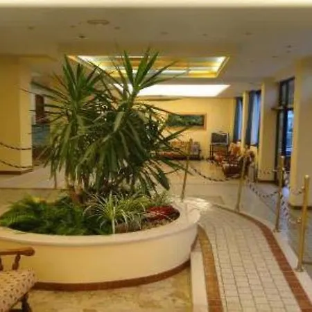 Columbus 3* Каорле
